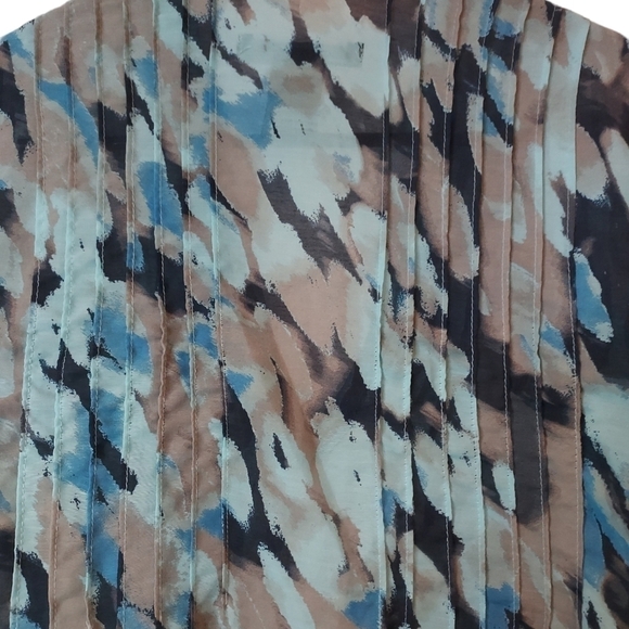 CALVIN Klein Sheer Blouse Pullover Pintuck V Neck 3/4 Sleeve Top Sz S - Picture 4 of 10